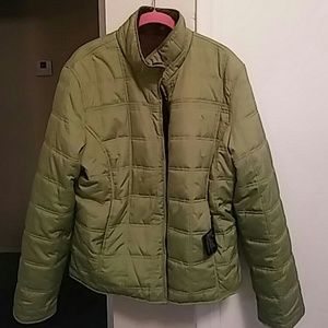 Weatherproof women's coat